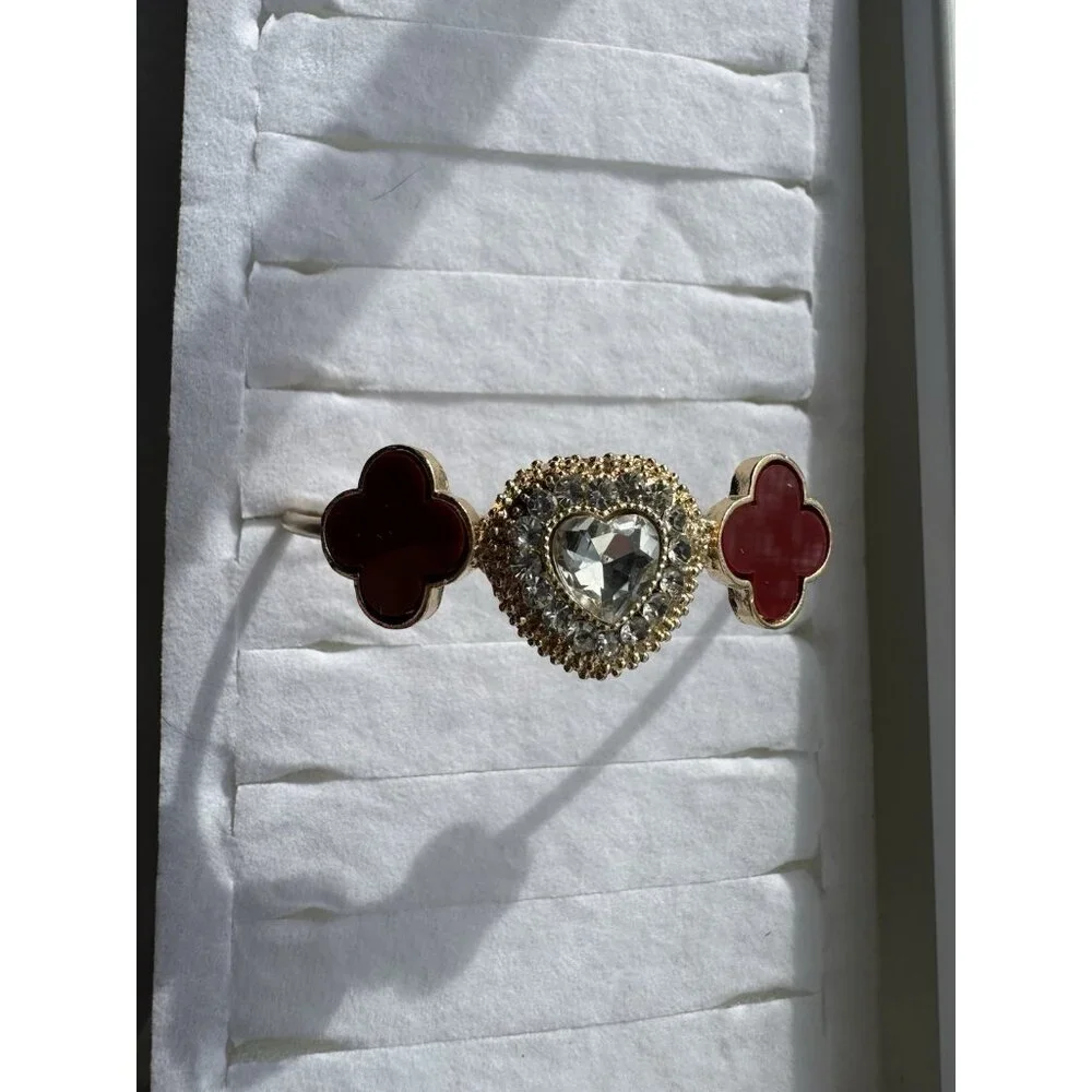 MINT Red Clover Rhinestone Heart Flower Goldtone Charm Bracelet NEW